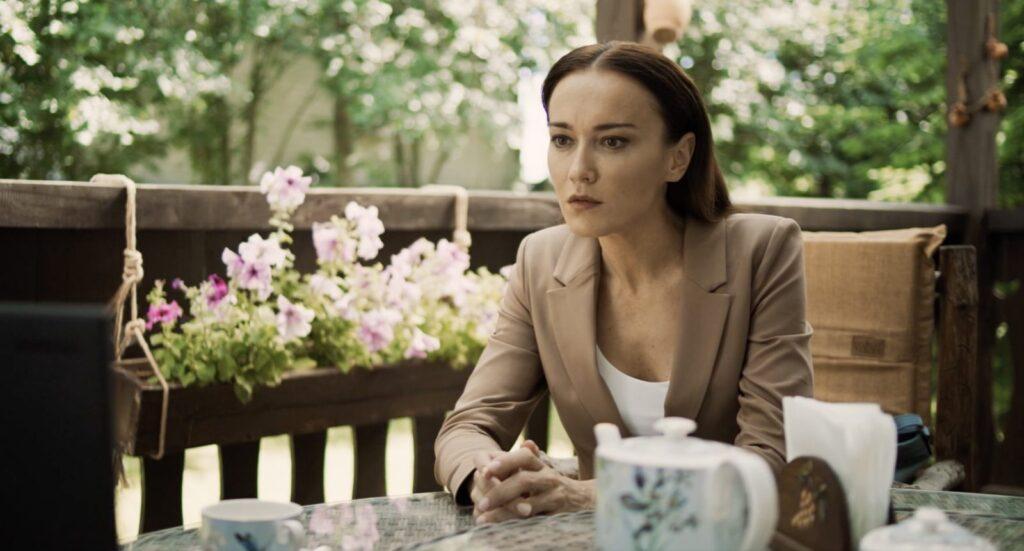 Содержание серий и сюжет сериала «Детектив на кончике пера» (2024), чем закончится, актеры и роли