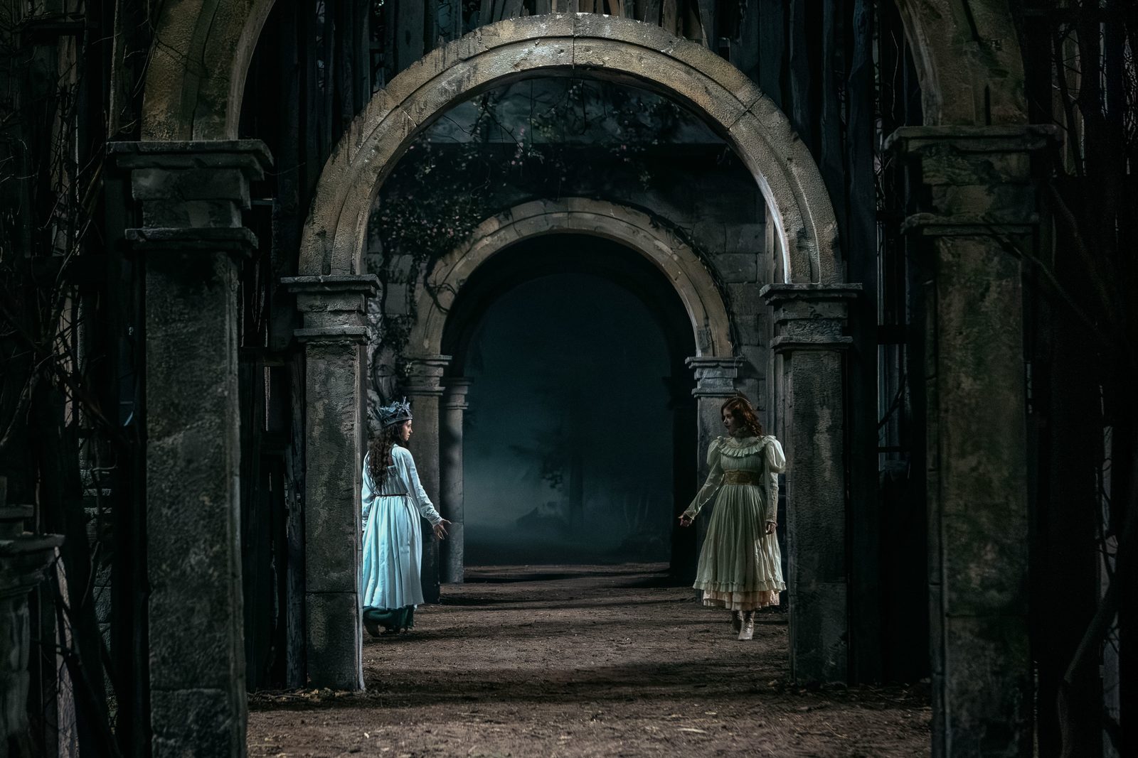 Содержание серий и сюжет сериала «Очарованные» (2026), чем закончится, актеры и роли