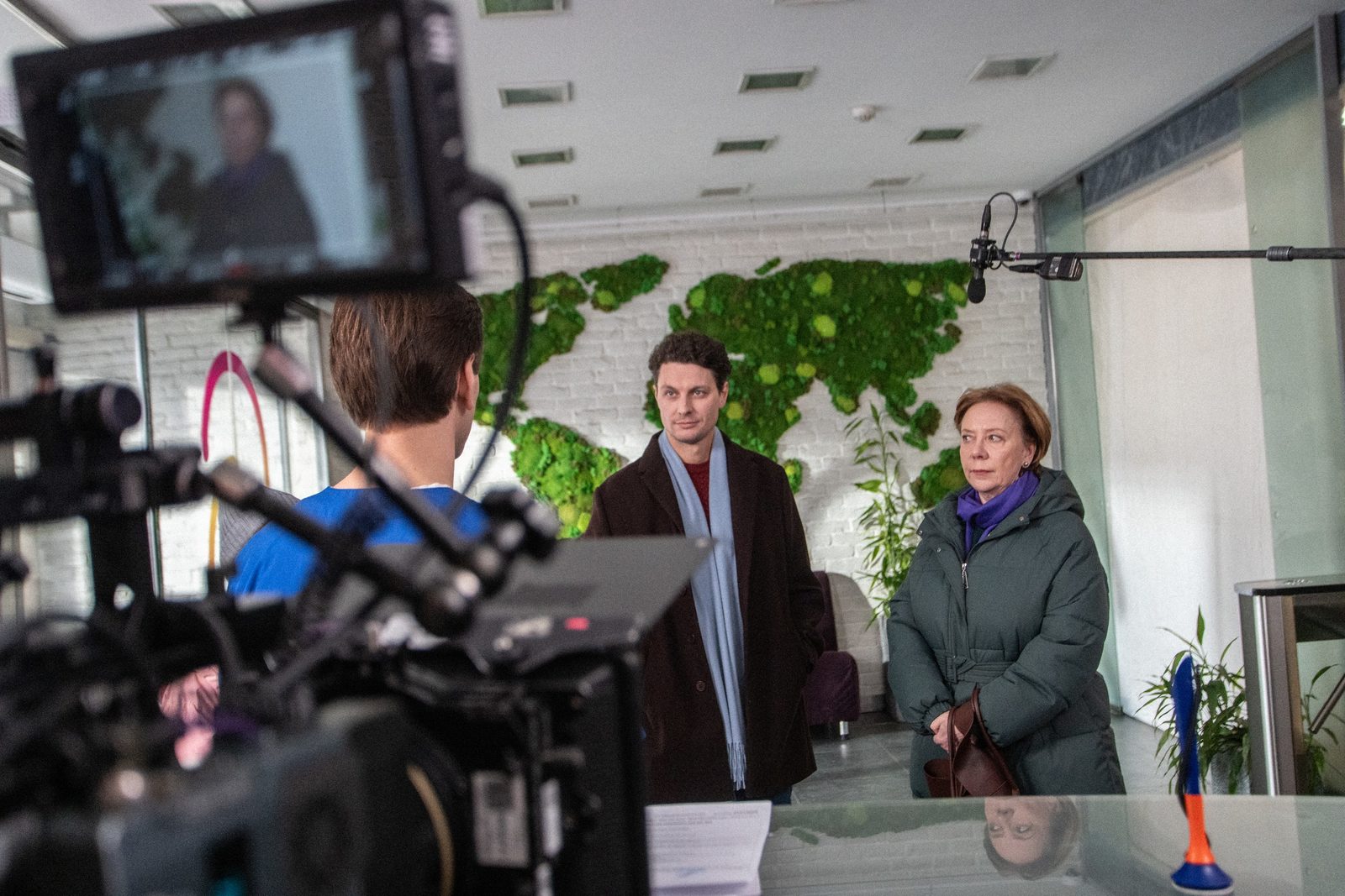 Содержание серий и сюжет сериала «Новенькая» (2026), чем закончится, актеры и роли