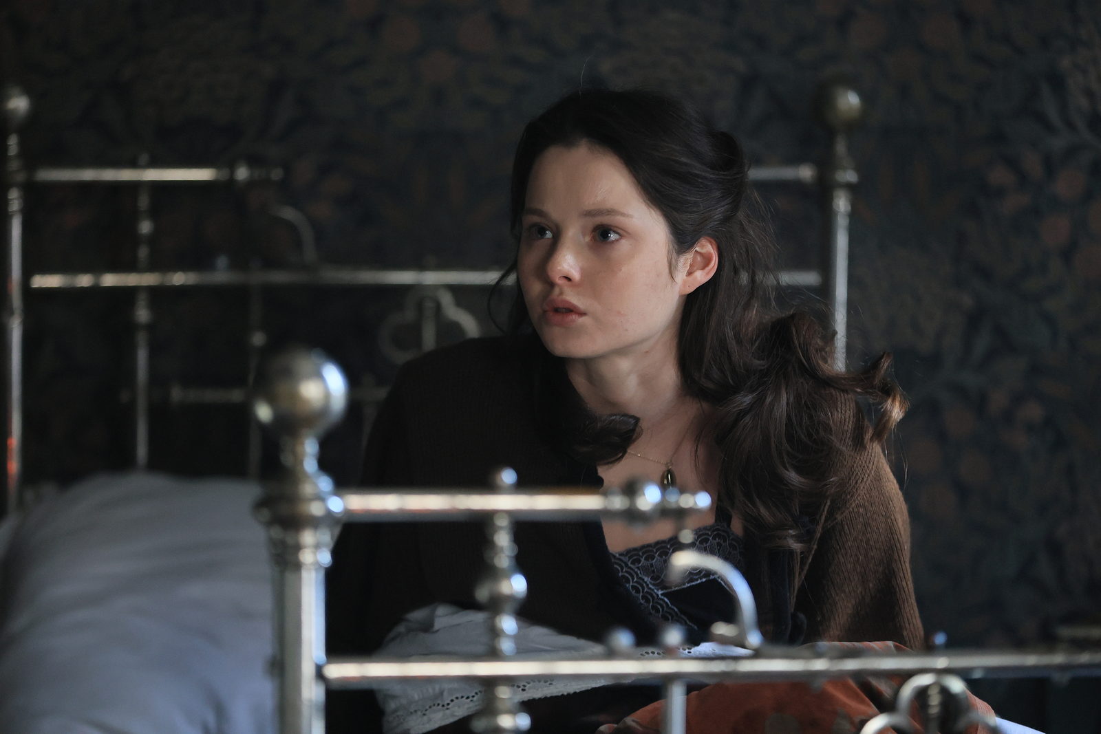 Содержание серий и сюжет сериала «Чужой город» (2026), чем закончится, актеры и роли
